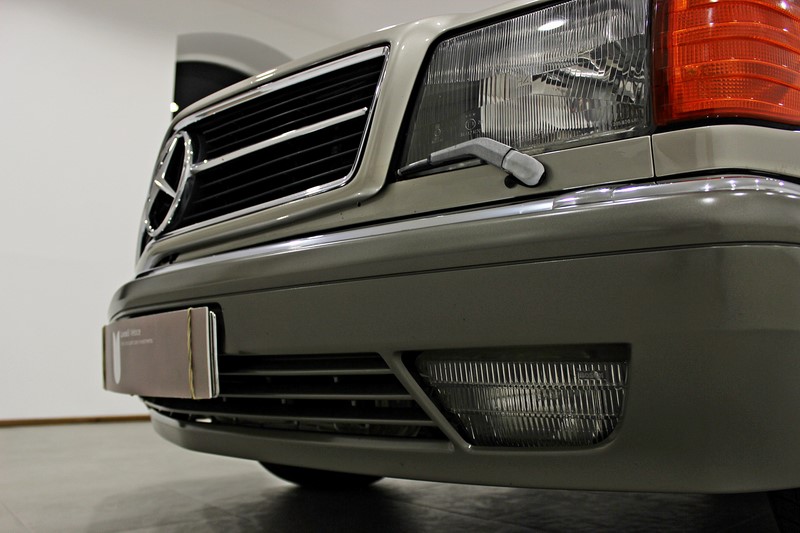 1989 Mercedes Benz 560SEC 300HP